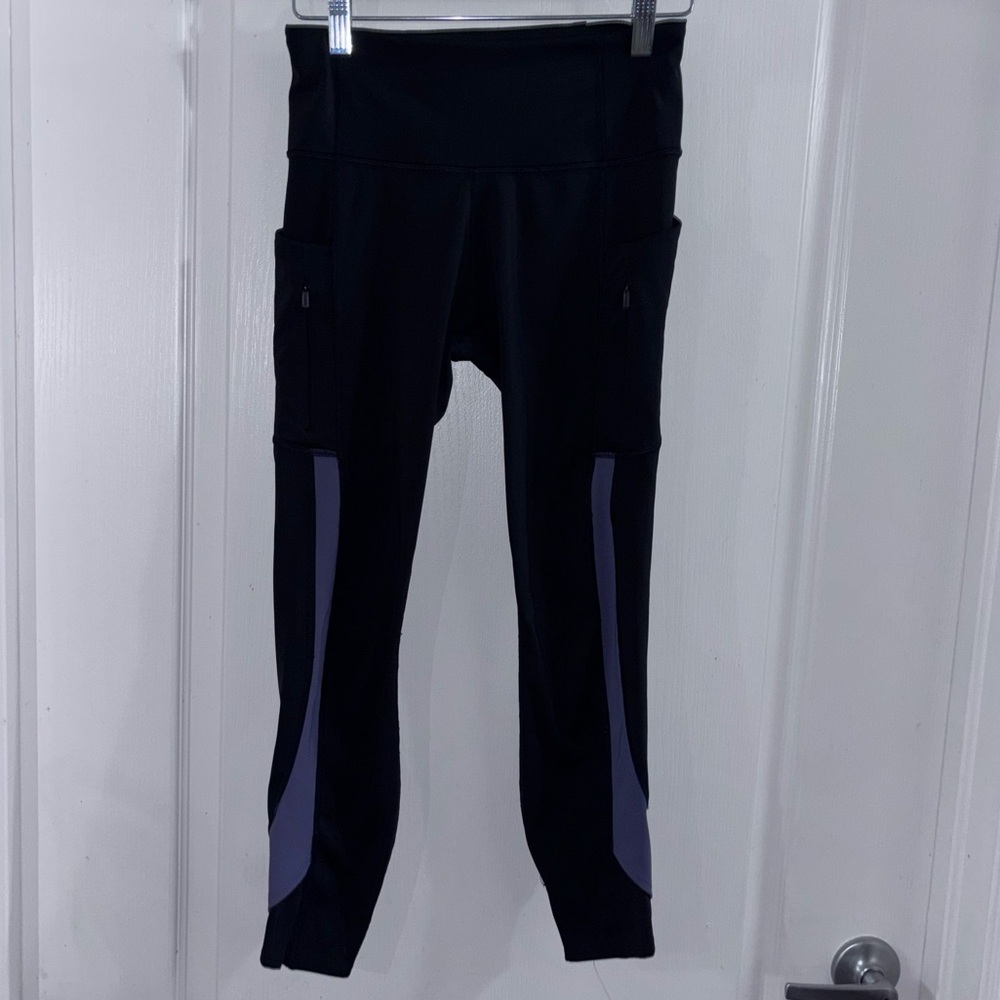 Athleta Black Leggings with Gray Stitching